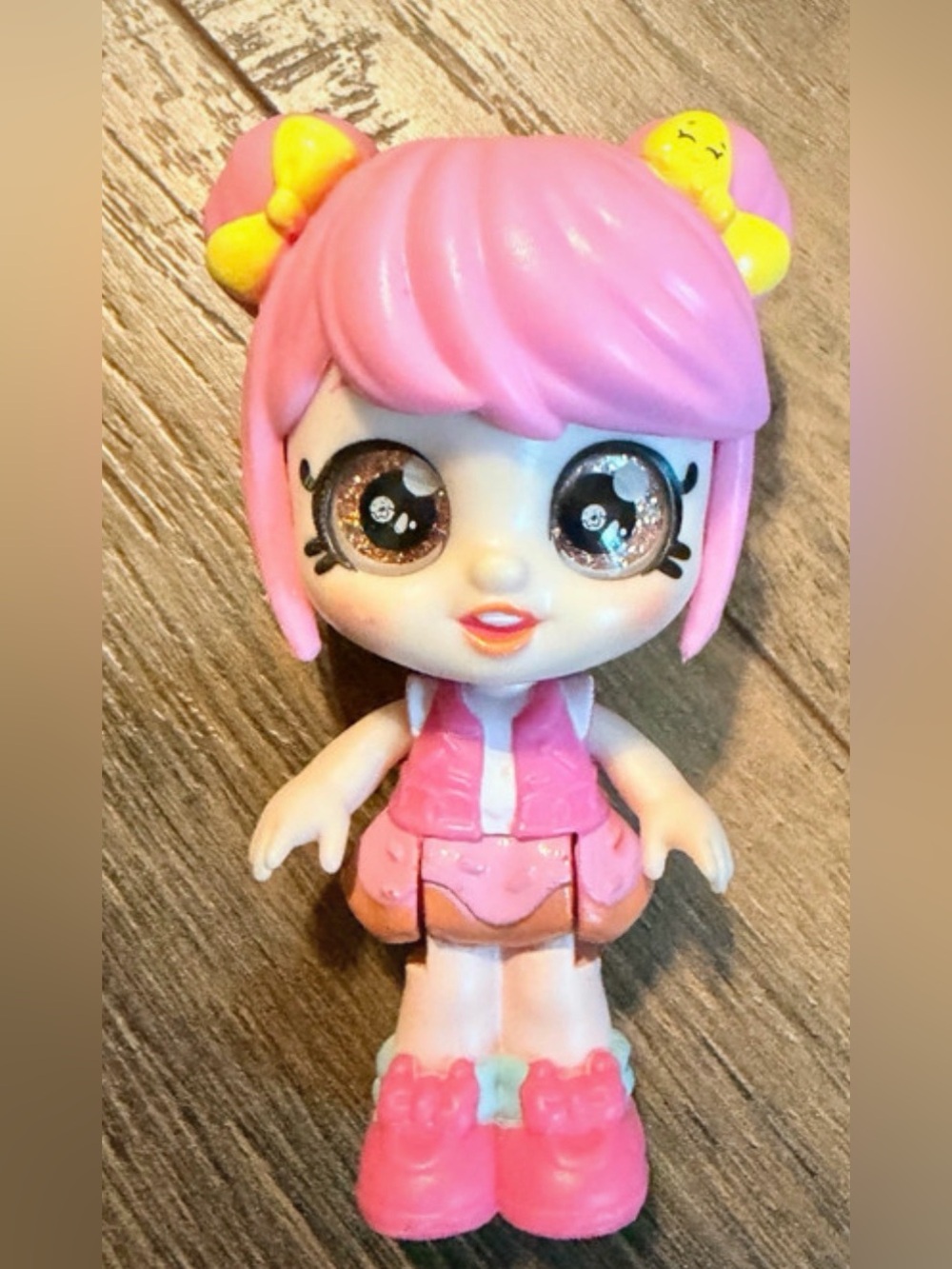 Kindi Kids Minis 2021 Donatina bobblehead figure 3.5” tall collectible toy